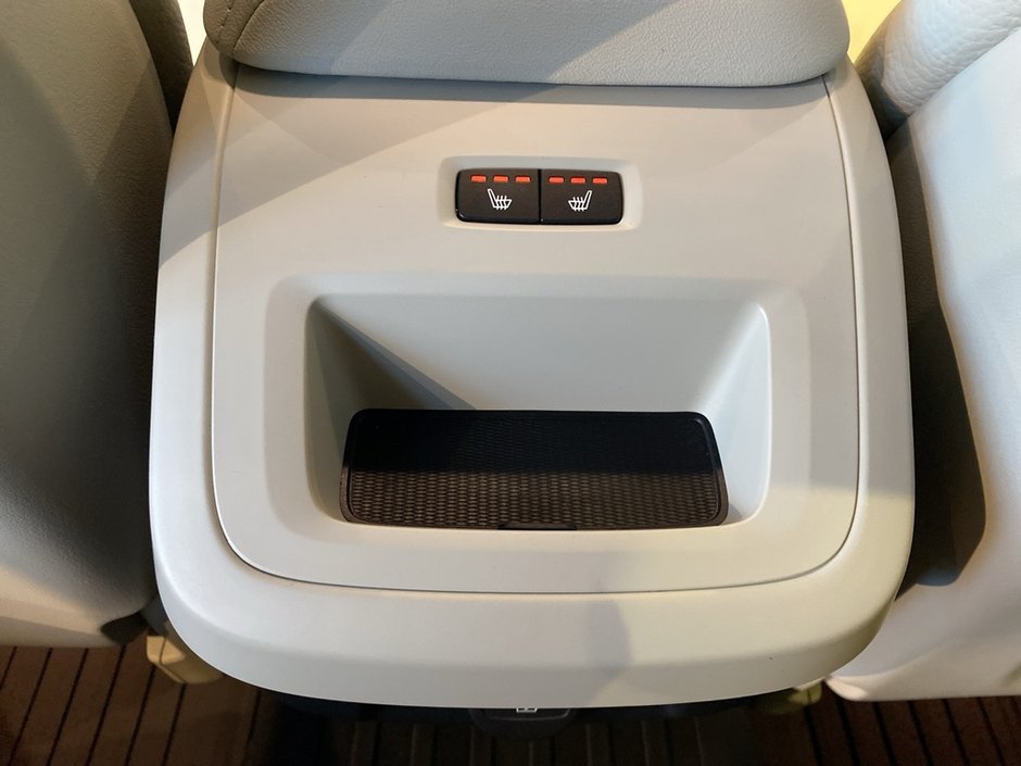 2025 Volvo V60 Cross Country B5 AWD Plus-18