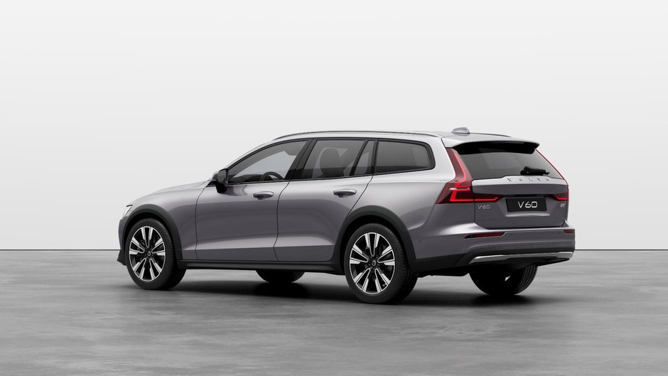 2026 Volvo V60 Cross Country Ultra-1