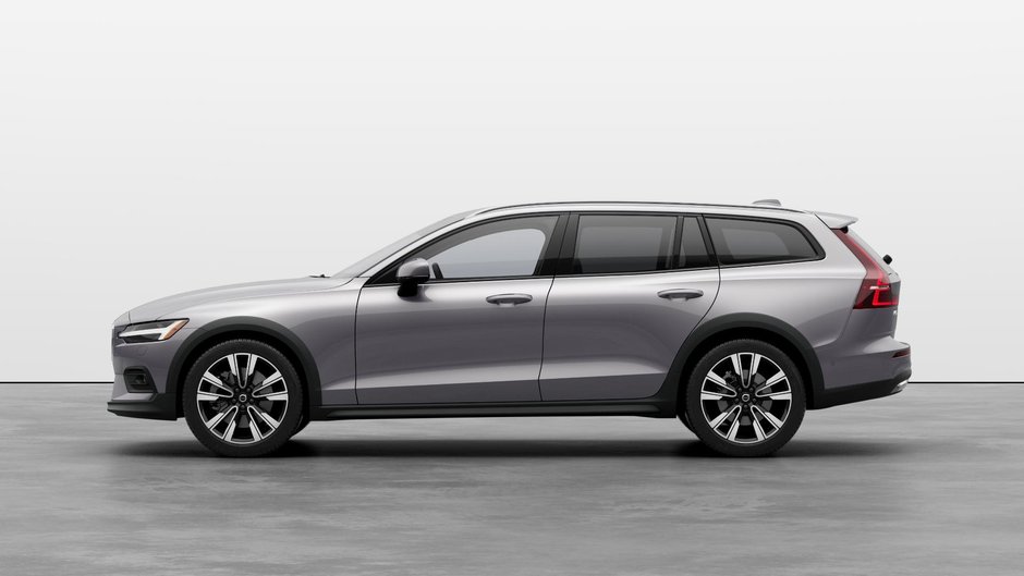 2026 Volvo V60 Cross Country Ultra-5