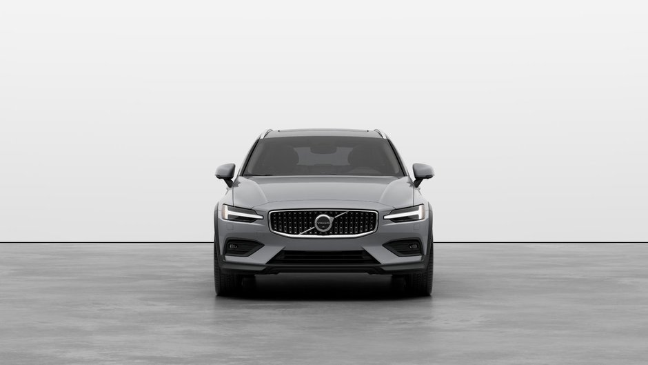 2026 Volvo V60 Cross Country Ultra-2
