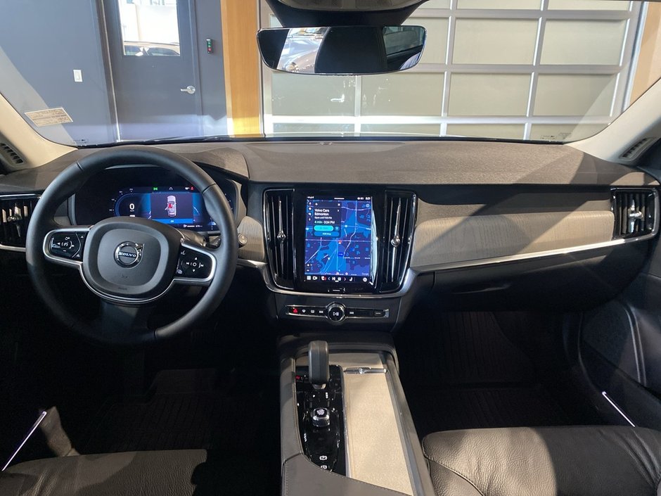 2025 Volvo V90 Cross Country B6 AWD Plus-10