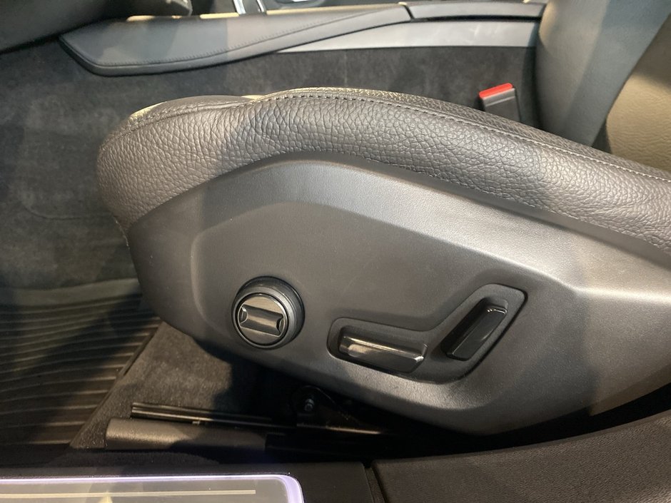 2025 Volvo V90 Cross Country B6 AWD Plus-13