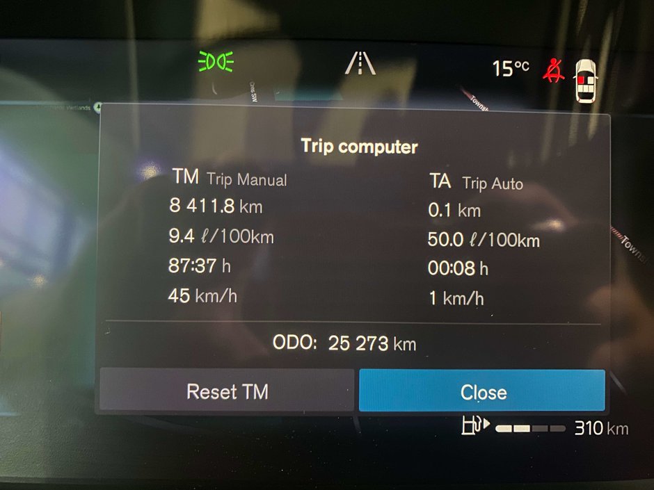 2023 Volvo XC40 B5 AWD Ultimate - Bright-15