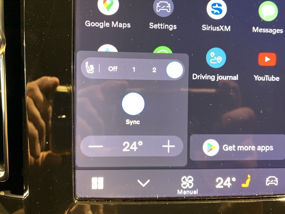 2025 Volvo XC40 B5 AWD Core Bright Theme-14