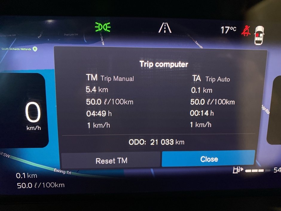 2025 Volvo XC40 B5 AWD Core Bright Theme-15