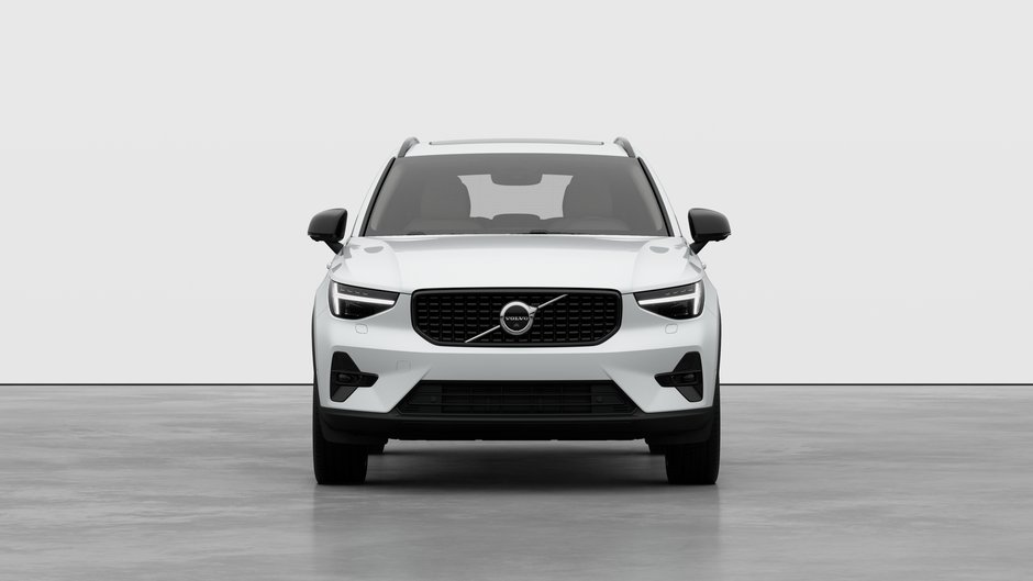 2026 Volvo XC40 Ultra (Dark Theme)-4