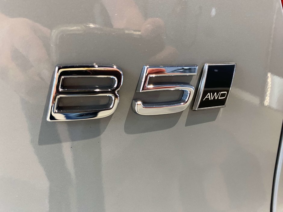 2026 Volvo XC40 B5 AWD Plus Dark Theme-26