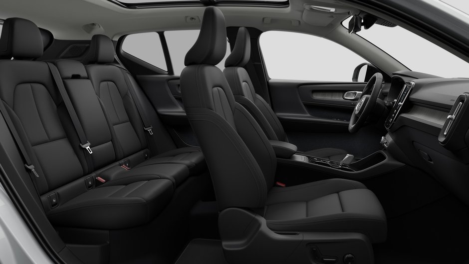 2026 Volvo XC40 Ultra Dark Theme-12