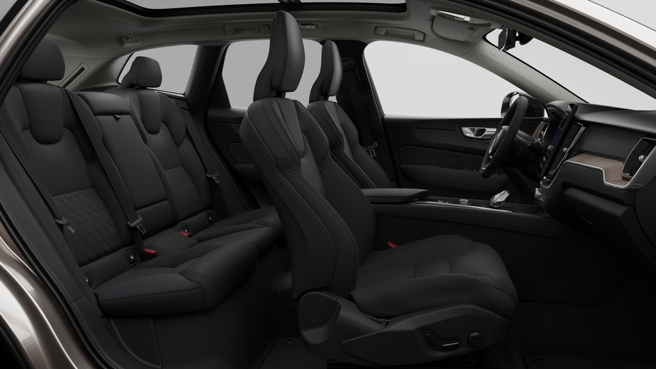 2026 Volvo XC60 Plug-in hybrid Plus-12