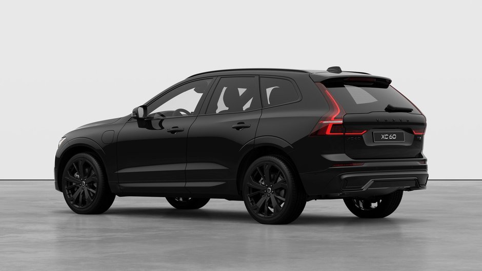2026 Volvo XC60 Plug-in hybrid Ultra Black Edition-1