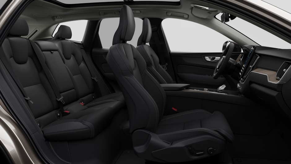 2027 Volvo XC60 Plug-in hybrid Ultra (Dark Theme)-12