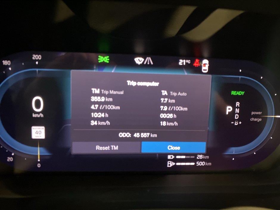 2024 Volvo XC60 Recharge T8 eAWD PHEV Ultimate Dark Theme-15