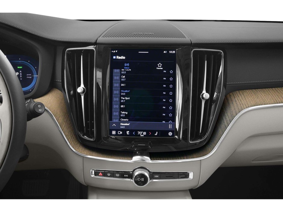 2024 Volvo XC60 Recharge T8 eAWD PHEV Ultimate Black Edition-5