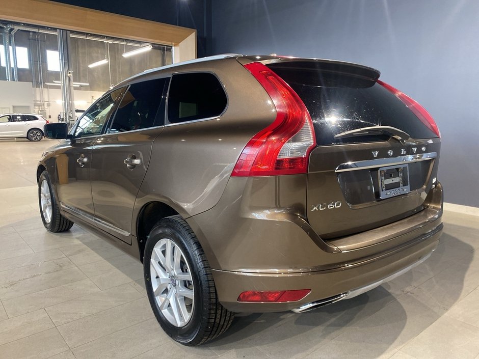 2017 Volvo XC60 T6 Drive-E AWD Premier-2