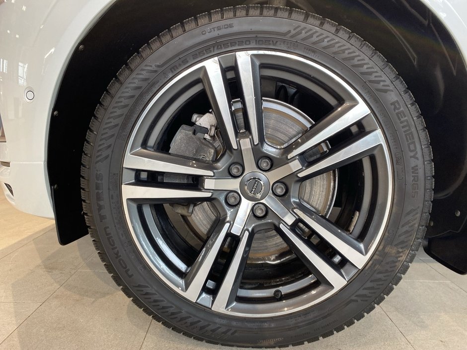 2019 Volvo XC60 T6 AWD Momentum-7
