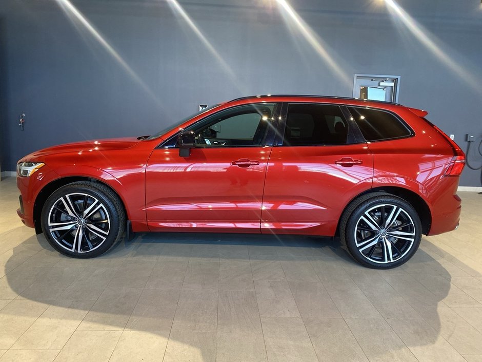 2020 Volvo XC60 T6 AWD R-Design-1