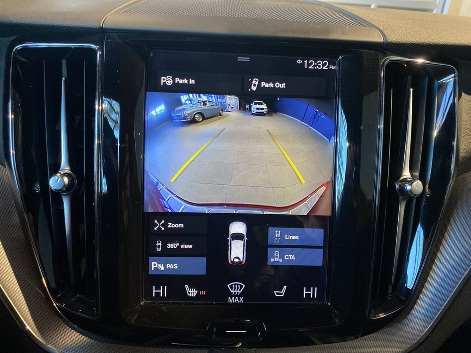 2020 Volvo XC60 T6 AWD R-Design-16