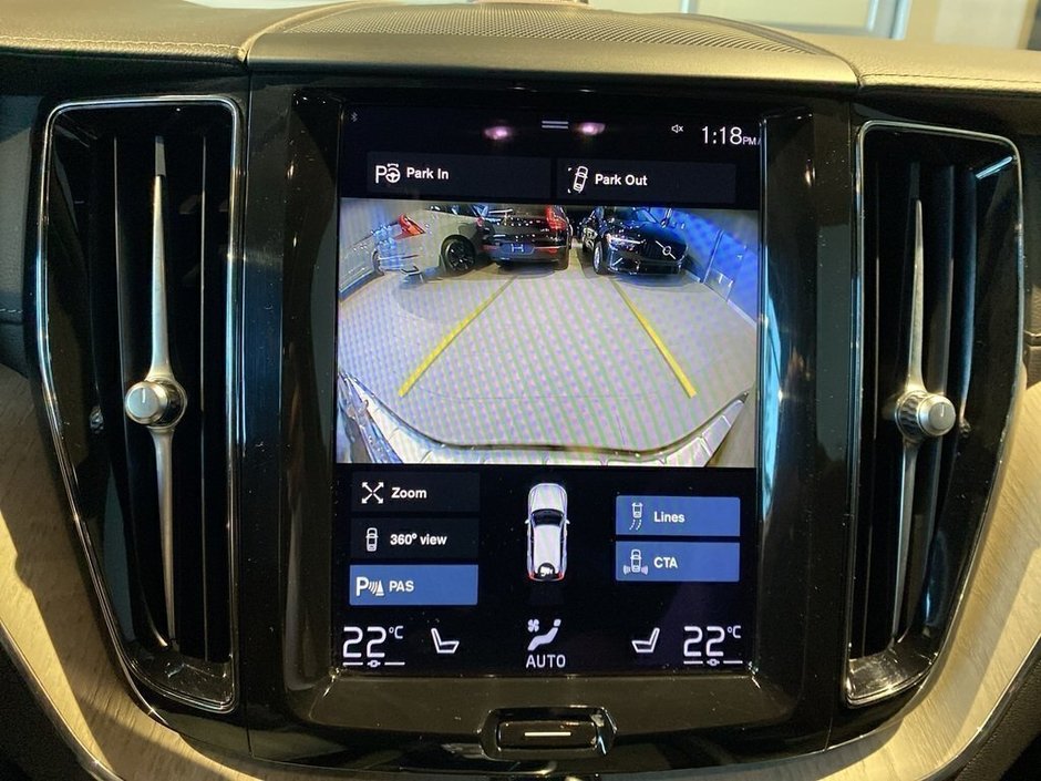 2021 Volvo XC60 T8 eAWD Inscription-17