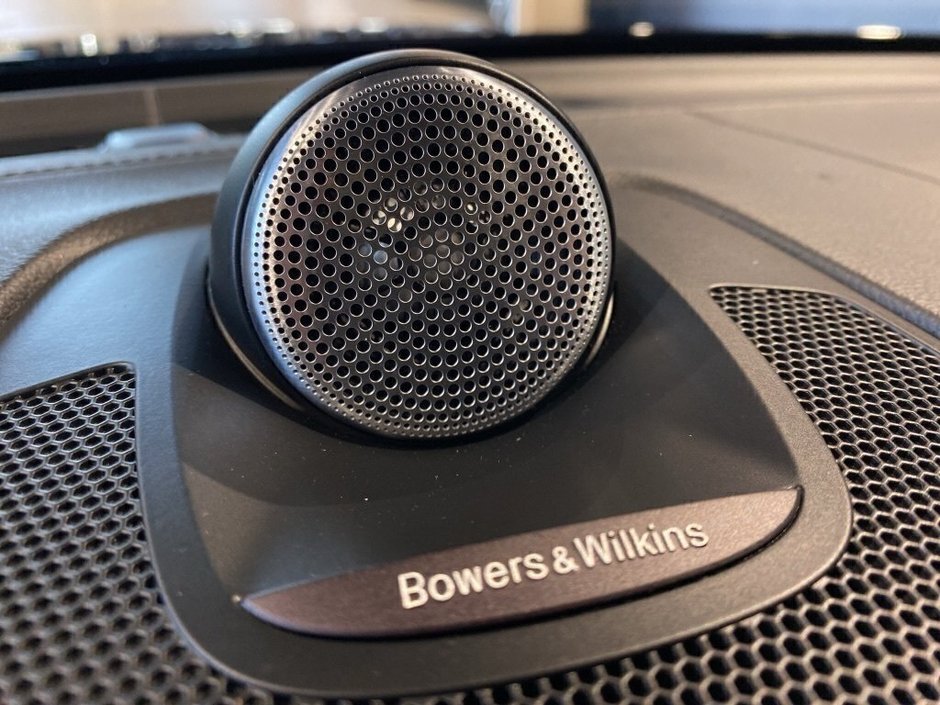 2021 Volvo XC60 T8 eAWD Inscription-15