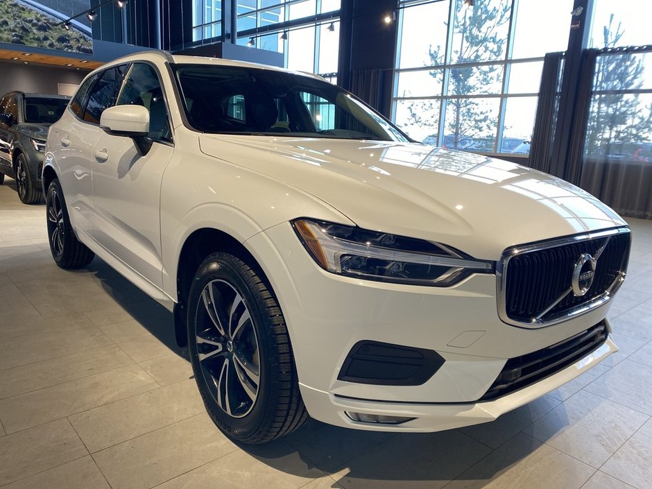 2021 Volvo XC60 T6 AWD Momentum-6