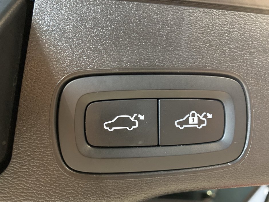 2022 Volvo XC60 B6 AWD Inscription-20