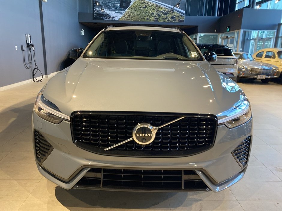 2022 Volvo XC60 B6 AWD R-Design-7