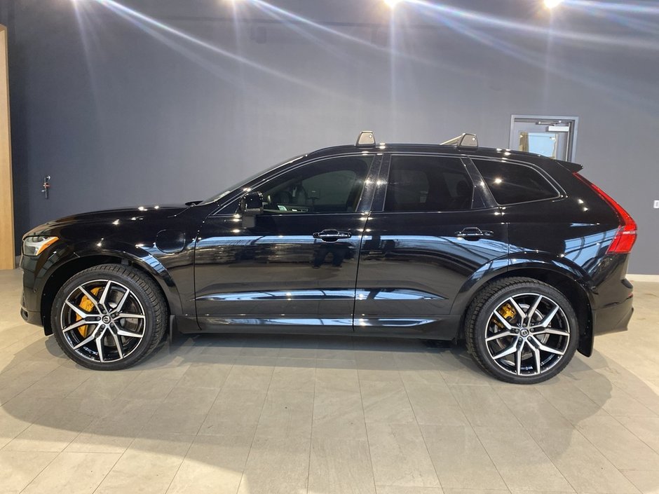 2022 Volvo XC60 T8 eAWD Polestar Engineered Extended Range-1