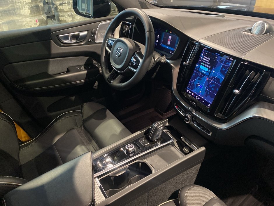 2022 Volvo XC60 T8 eAWD Polestar Engineered Extended Range-23