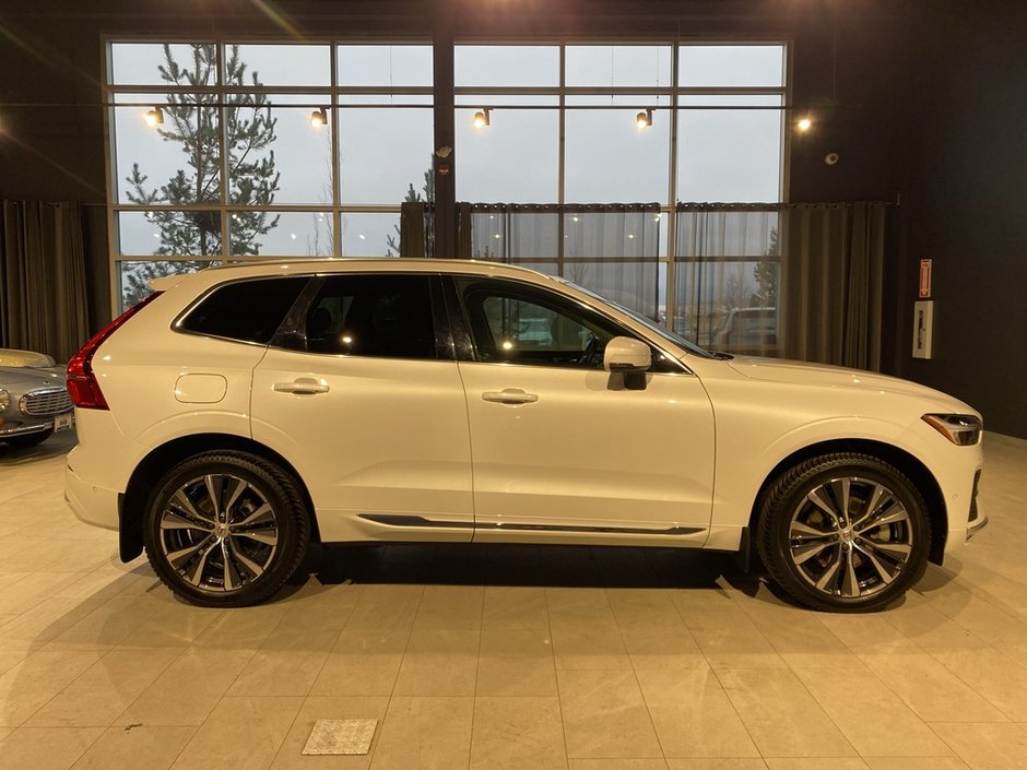 2022 Volvo XC60 B6 AWD Inscription-4