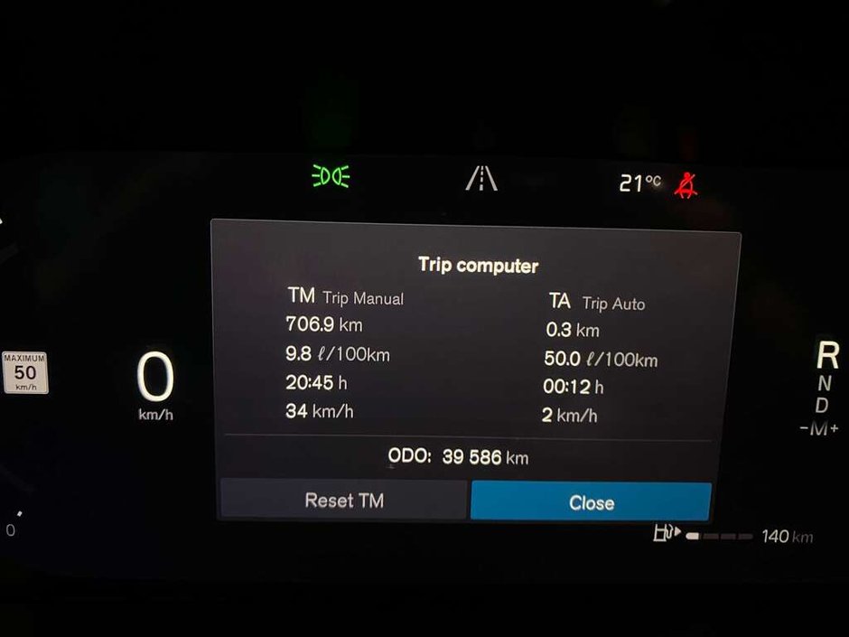 2022 Volvo XC60 B6 AWD Momentum-14