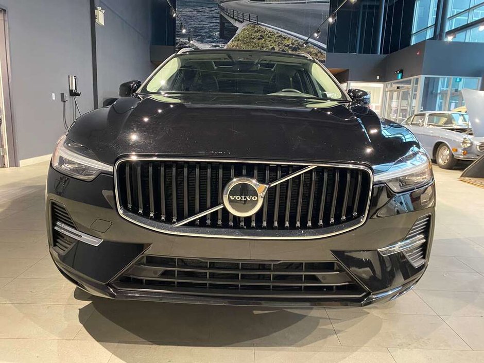 2022 Volvo XC60 B6 AWD Momentum-5