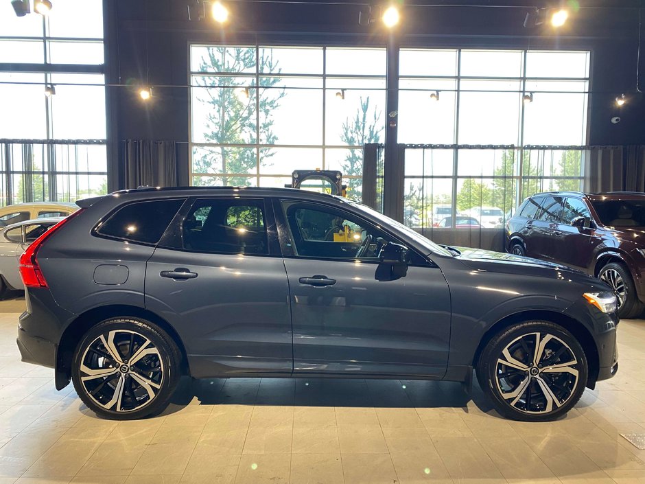 2022 Volvo XC60 B6 AWD R-Design-5