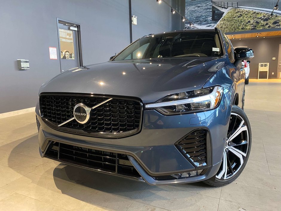 2022 Volvo XC60 B6 AWD R-Design-0
