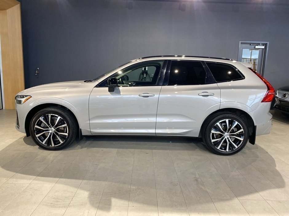 2023 Volvo XC60 B6 AWD Plus - Dark-1