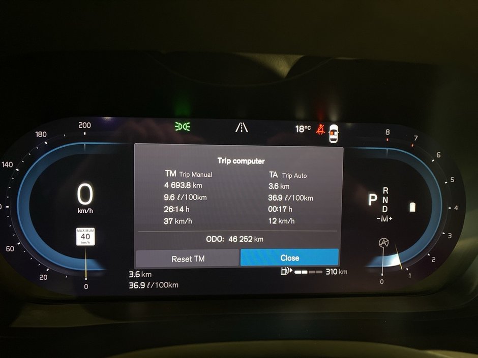 2023 Volvo XC60 B6 AWD Ultimate - Bright-16