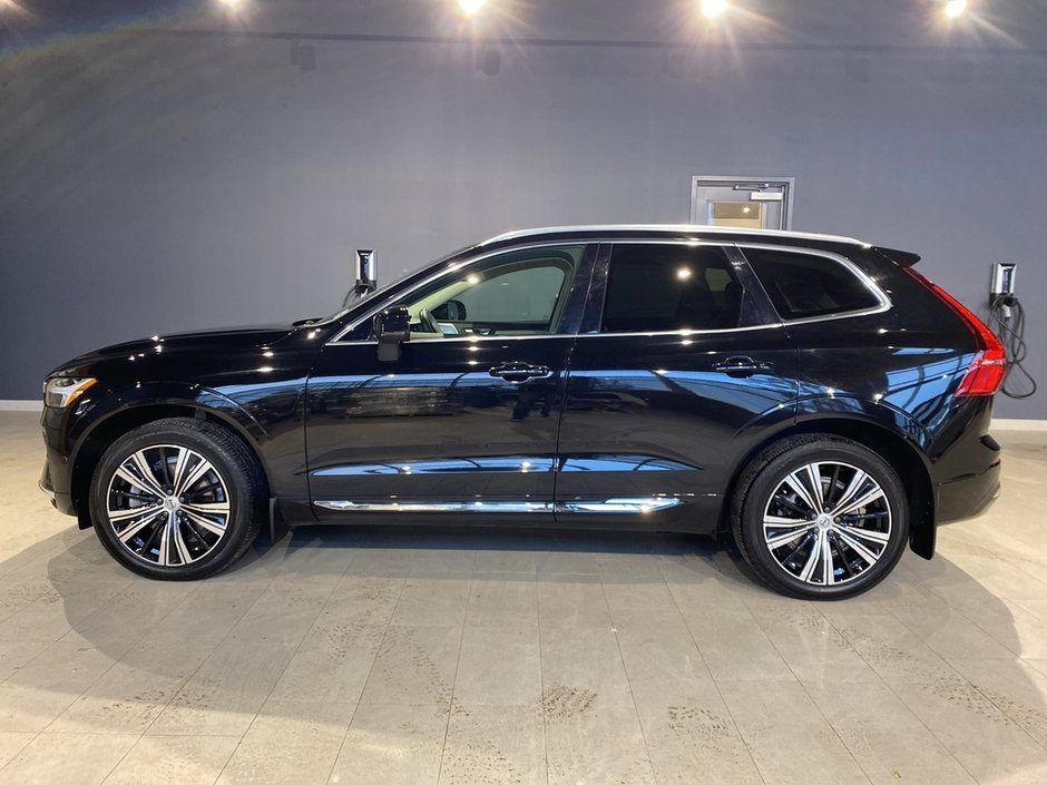 2023 Volvo XC60 B6 AWD Ultimate - Bright-1