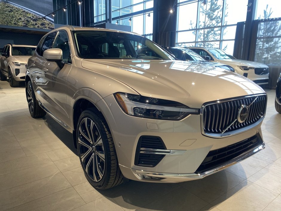 2023 Volvo XC60 B6 AWD Ultimate - Bright-5