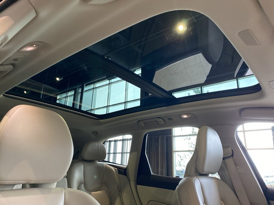 2023 Volvo XC60 B6 AWD Ultimate - Bright-24