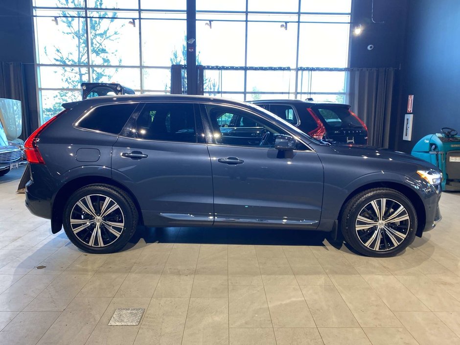 2023 Volvo XC60 B6 AWD Plus - Bright-5