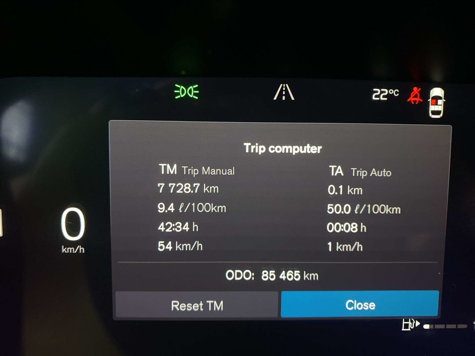 2023 Volvo XC60 B6 AWD Plus - Bright-15
