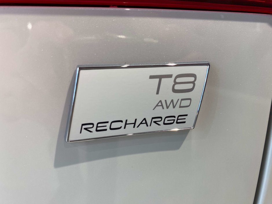 2023 Volvo XC60 Recharge Ultimate - Bright-26