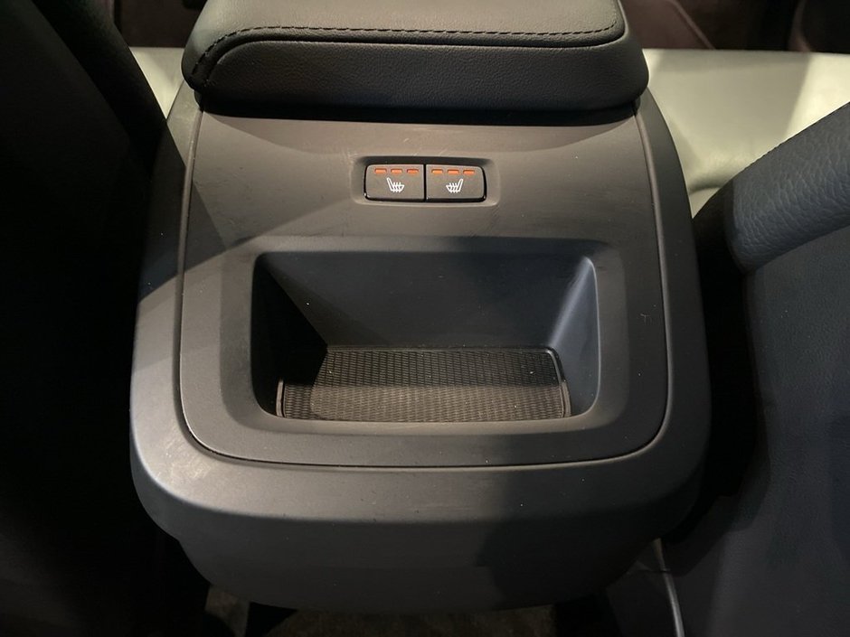 2024 Volvo XC60 B5 AWD Plus Dark Theme-18