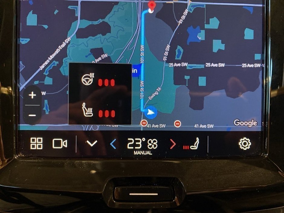 2025 Volvo XC60 B5 AWD Plus Dark Theme-14