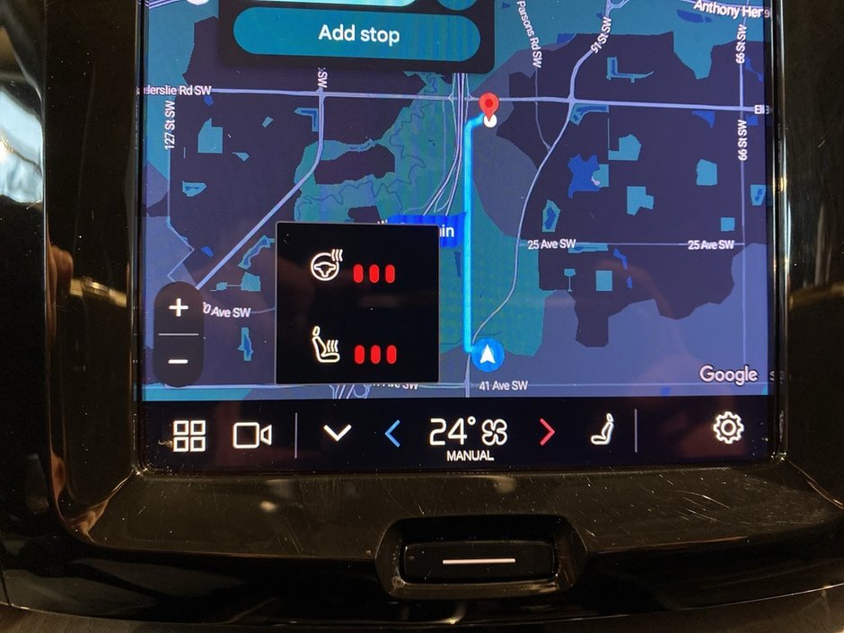 2025 Volvo XC60 B5 AWD Plus Dark Theme-14