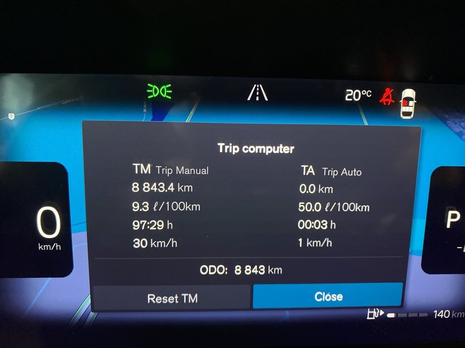 2025 Volvo XC60 B5 AWD Ultra Dark Theme-16