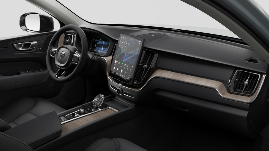 2026 Volvo XC60 Plus Dark Theme-9