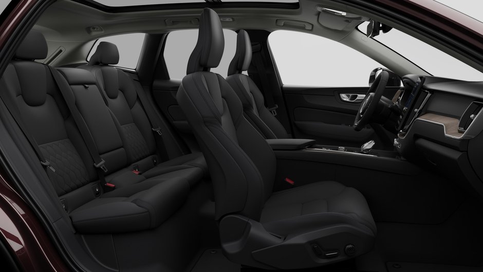 2026 Volvo XC60 Plus Dark Theme-12
