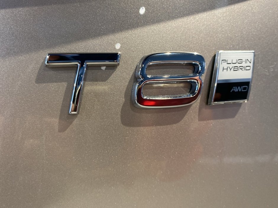 2025 Volvo XC90 Plug-In Hybrid T8 AWD Ultra Bright Theme 7-Seater-28