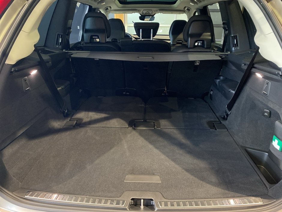 2025 Volvo XC90 Plug-In Hybrid T8 AWD Ultra Bright Theme 7-Seater-21