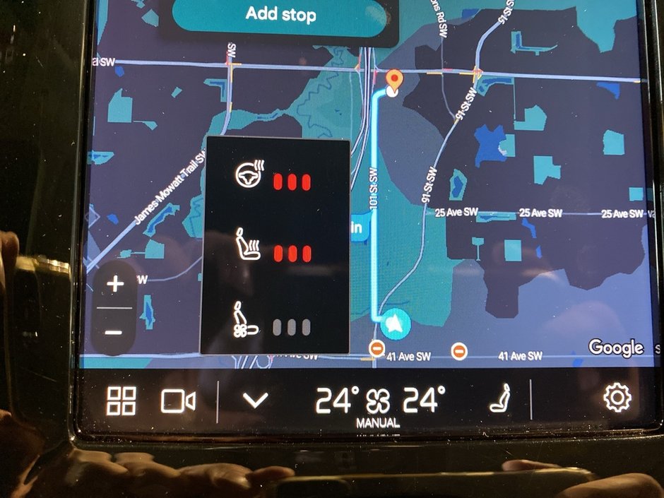 2025 Volvo XC90 Plug-In Hybrid T8 AWD Ultra Bright Theme 7-Seater-14